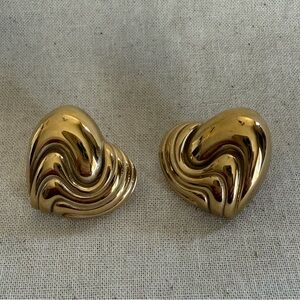 Anthropologie SHASHI Gold Heart Shaped Earrings NWOT